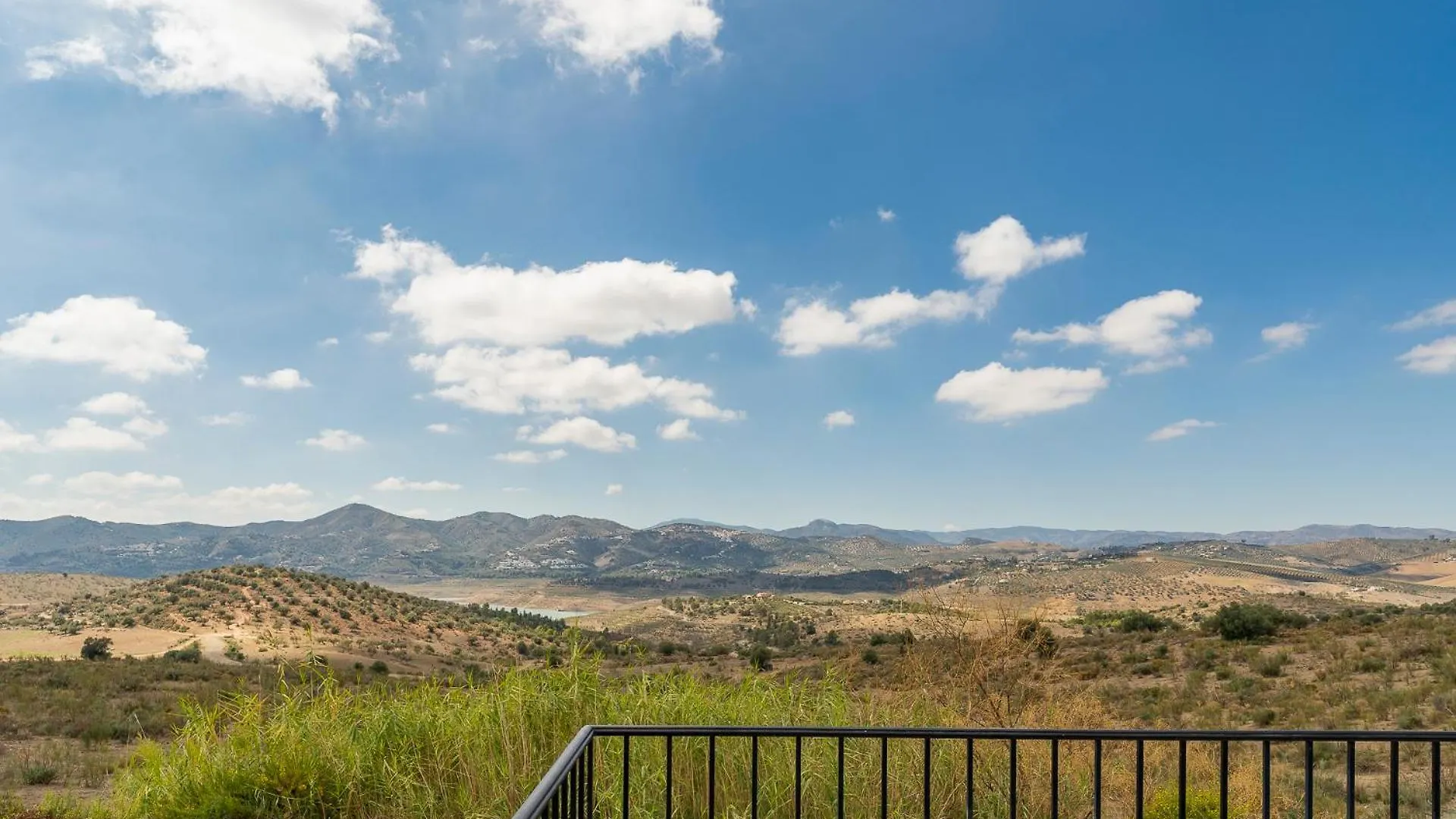 Mariposa Large 2 Bedroom Lake Views El Cerro Villa