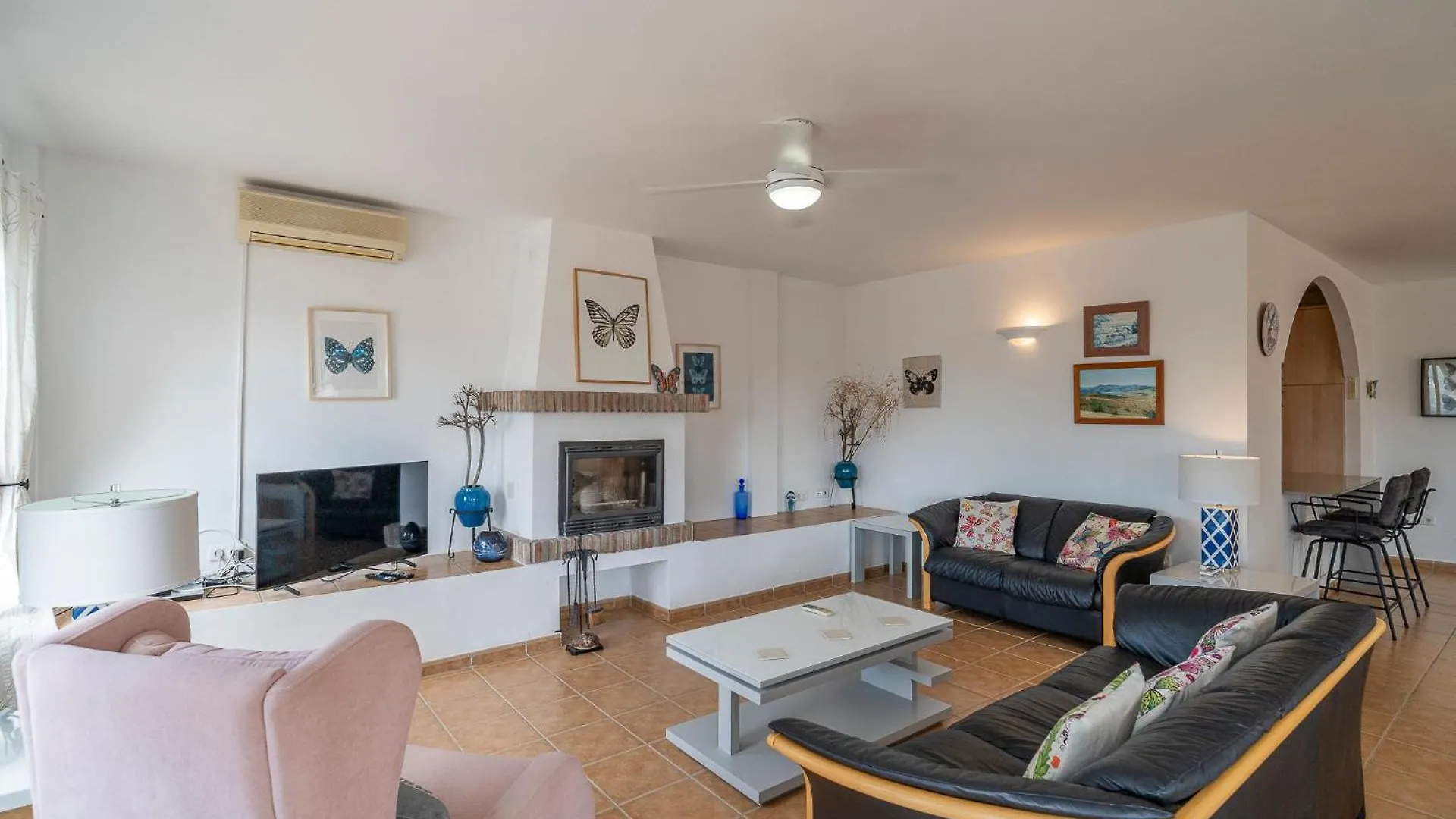 Mariposa Large 2 Bedroom Lake Views El Cerro Villa