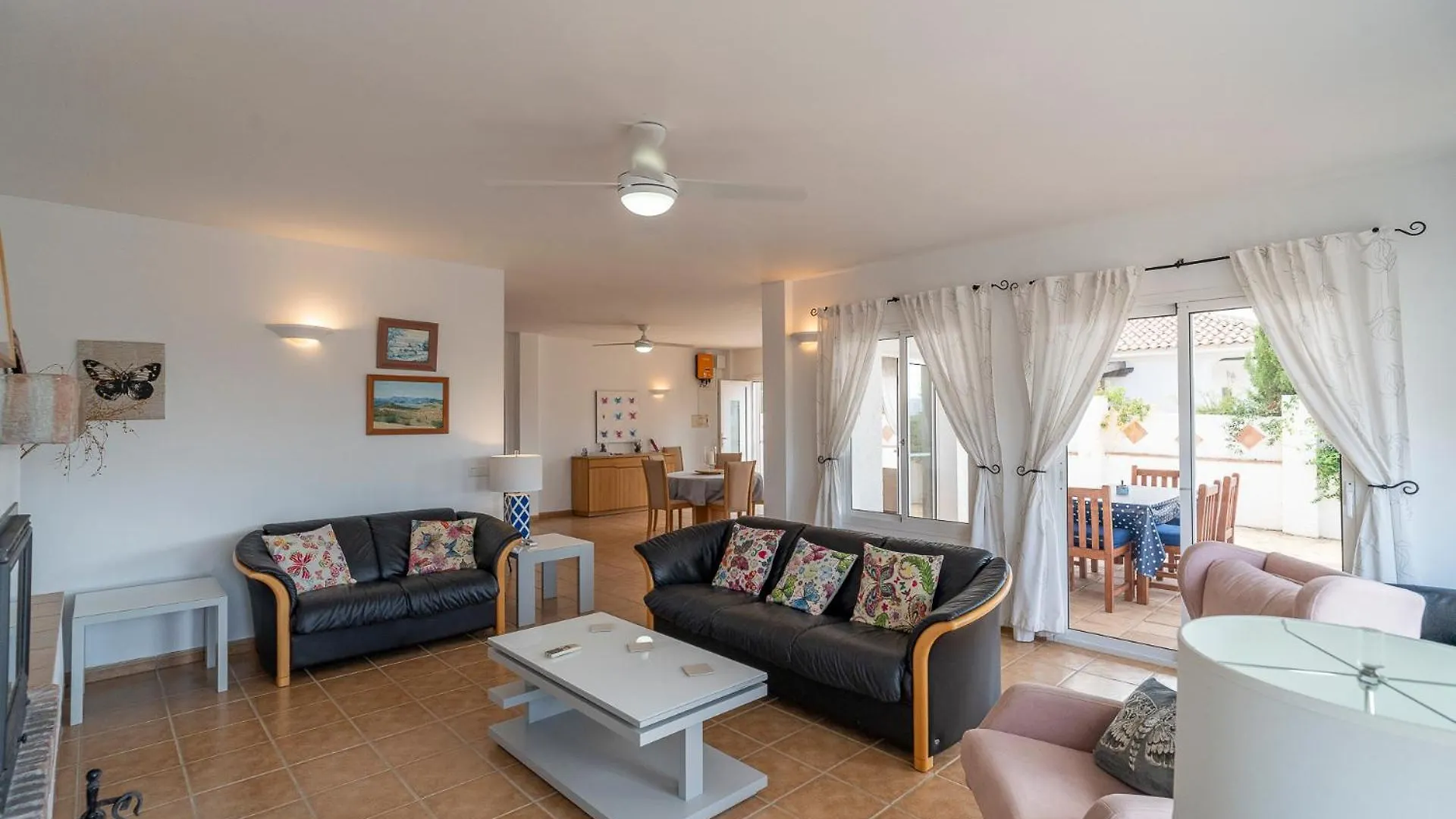 Mariposa Large 2 Bedroom Lake Views El Cerro 0*,  Spain