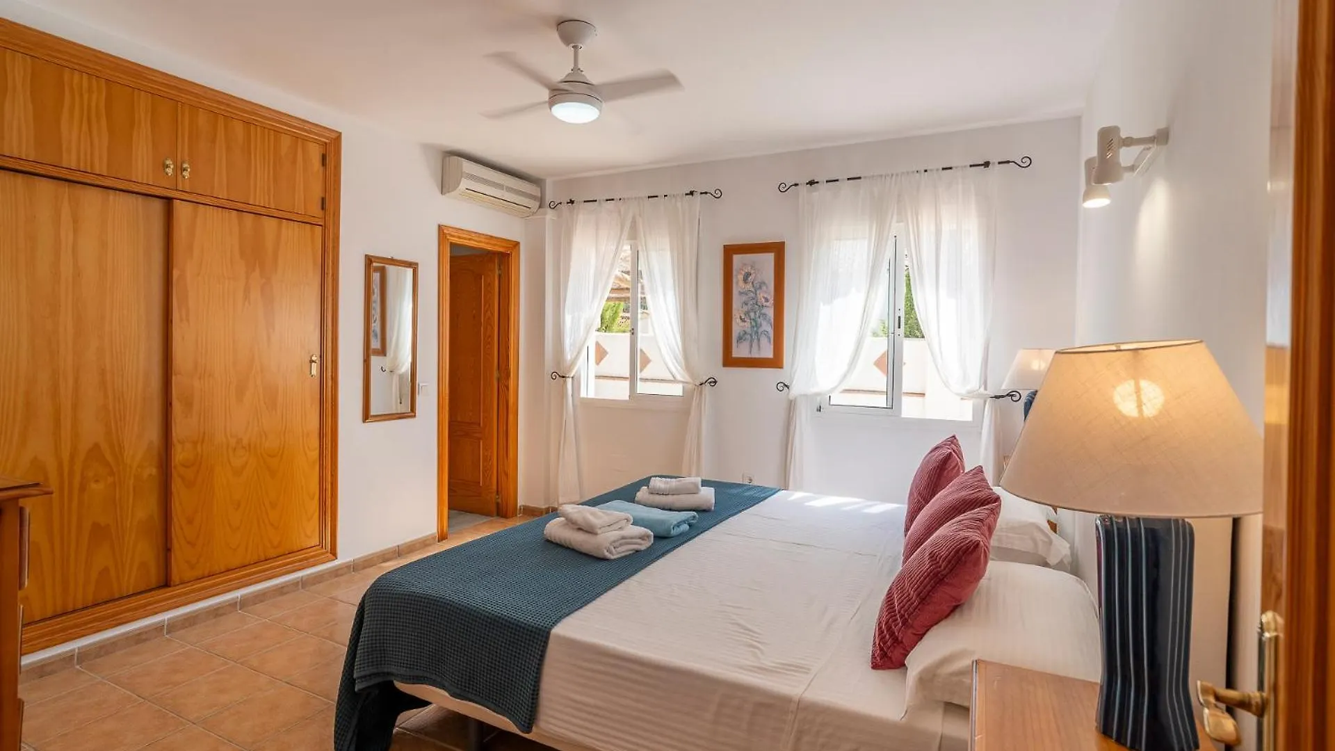 Mariposa Large 2 Bedroom Lake Views El Cerro 0*,