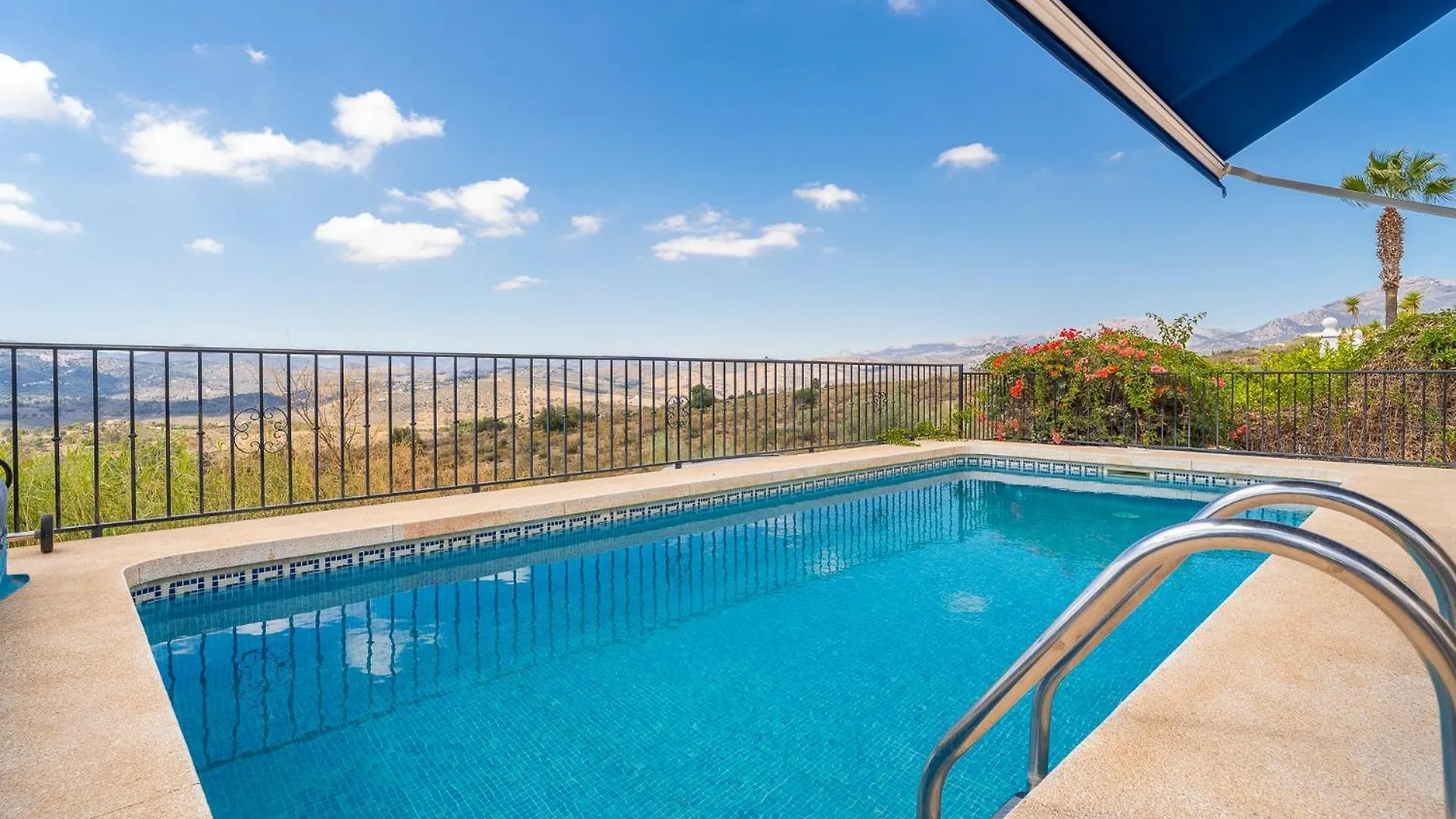 Mariposa Large 2 Bedroom Lake Views El Cerro